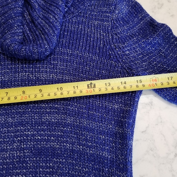 🧥 COBALT BLUE COWL NECK SWEATER - Picture 6 of 8